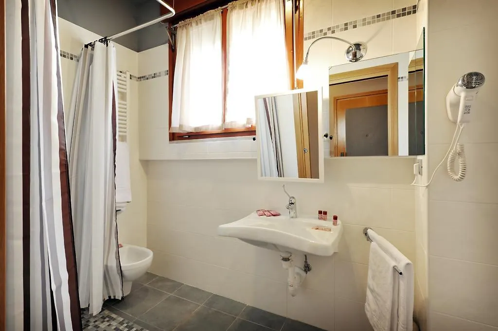 Hotel M14 Padua 3*,